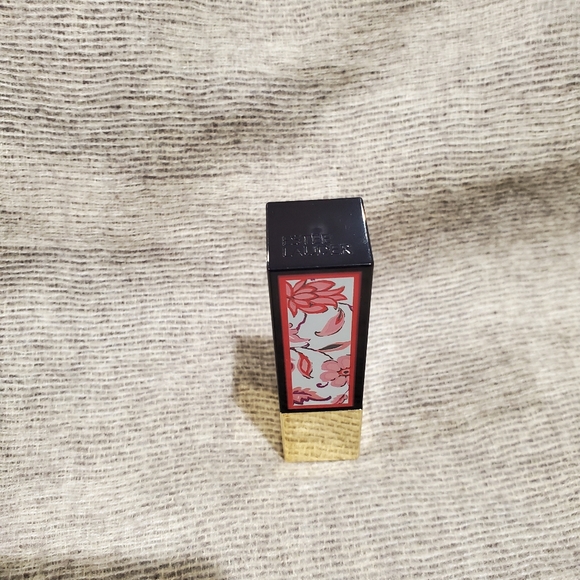 Estee Lauder Pure Color Envy Sculpting Lipstick 332 Boldface (Wild Blossoms) - Picture 5 of 5